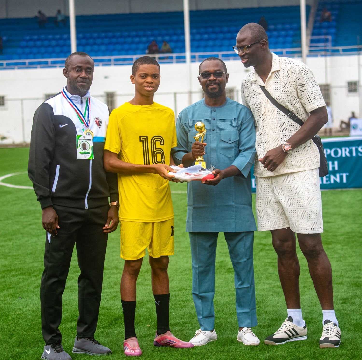 Highest Goal Scorer receives his trophy